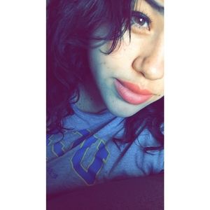 Meet your Posher, Tiffany