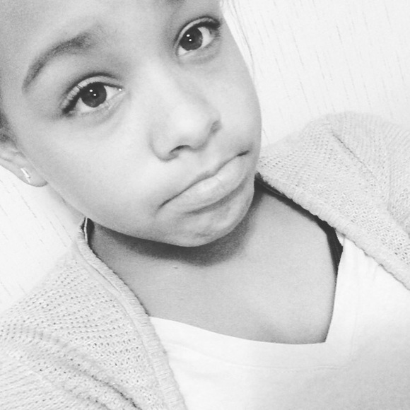Meet your Posher, Maikayla - Picture 1 of 1