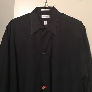 Van Heusen men's dress shirt