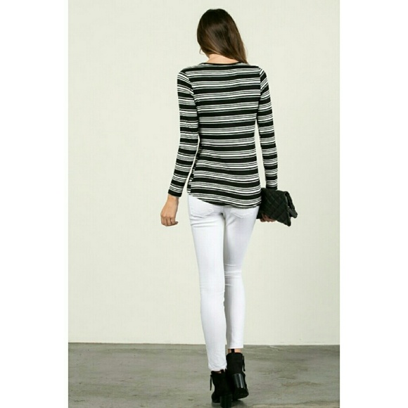 Blowout Sale Rosie Striped Top - Picture 3 of 4