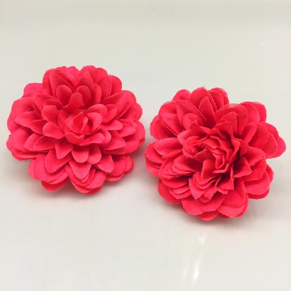 🎉HP🎉 NWOT Flower Hair Clips