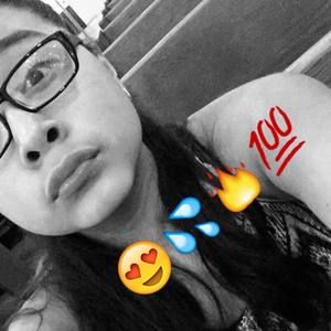 Meet your Posher, Sayelcy