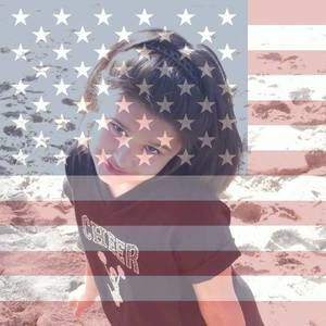 Meet your Posher, Christel