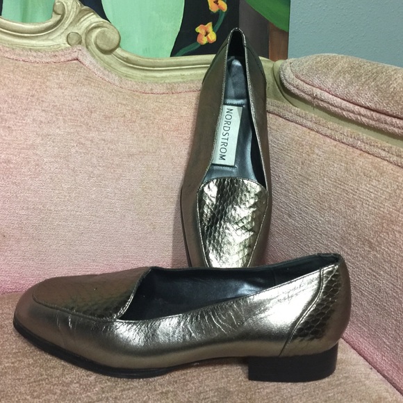 Loafers - Picture 1 of 3