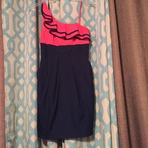 Pink dress with pockets. Never worn.