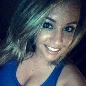 Meet your Posher, Michaela