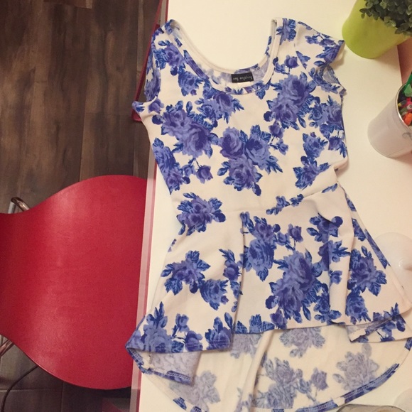 A flower shirt ,