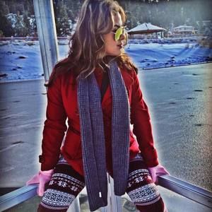 Meet your Posher, Candy