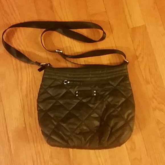 Vera Bradley Handbags - Vera Bradley Hipster in Quilted Black