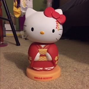 Hello Kitty Kimono Bobblehead