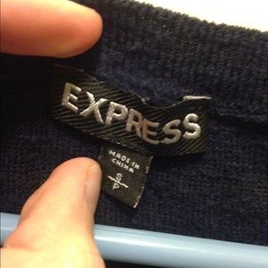 Quarter sleeved shirt