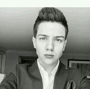 Meet your Posher, Jenny