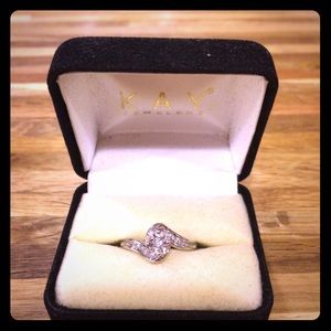 .925 Silver Promise Ring with diamonds size 6