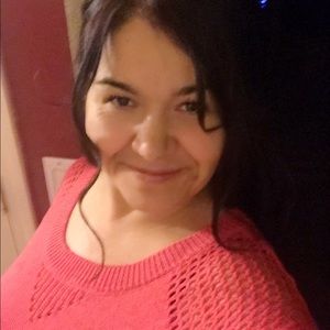 Meet your Posher, Leonor