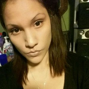 Meet your Posher, Kamisha