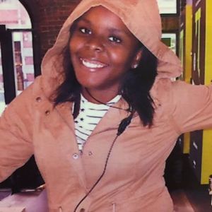 Meet your Posher, Marcya