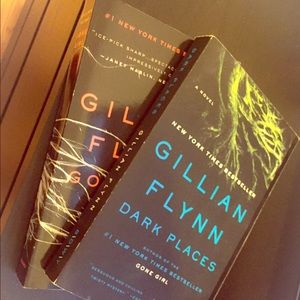 Gone girl + dark places by Gillian Flynn