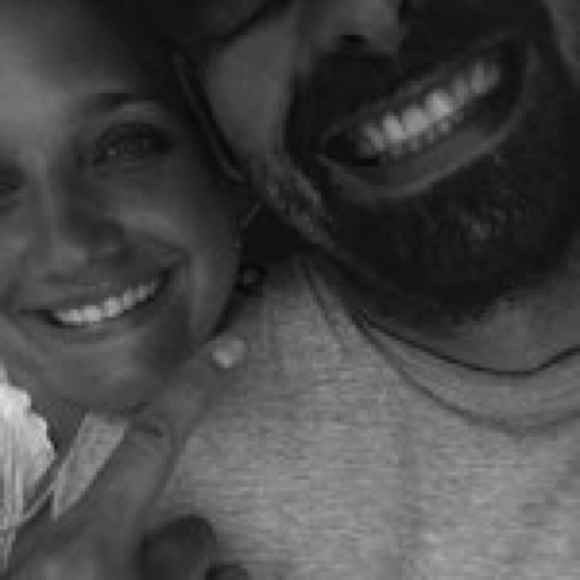 Meet your Posher, Emily - Picture 2 of 2