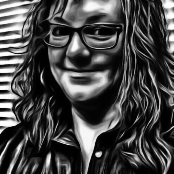 Meet your Posher, Kari - Picture 1 of 1