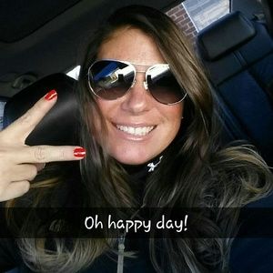 Meet your Posher, Becky