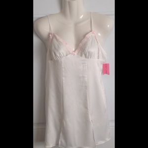 REALLY CUTE BETSY JOHNSON LINGERIE🆕