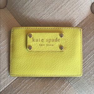 🔴 SOLD! Mercari Kate Spade card holder