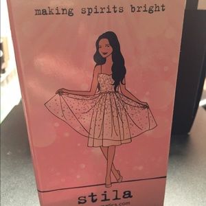 Stila -Making Spirits Bright Palette. Brand new.