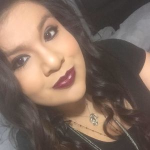 Meet your Posher, Marcela