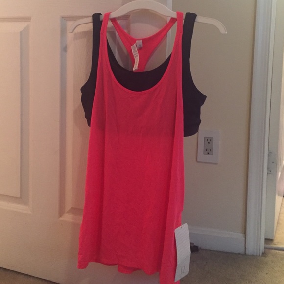 lululemon athletica Tops - Lululemon 2 in 1 tank