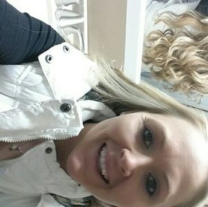 Meet your Posher, Tanya