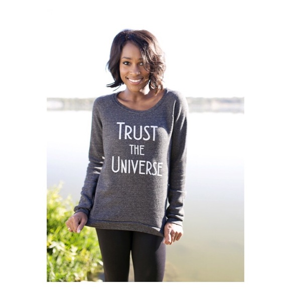 ❌SOLD❌ 🎉HP 🎉Trust The Universe Sweatshirt