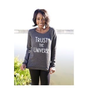 ❌SOLD❌ 🎉HP 🎉Trust The Universe Sweatshirt