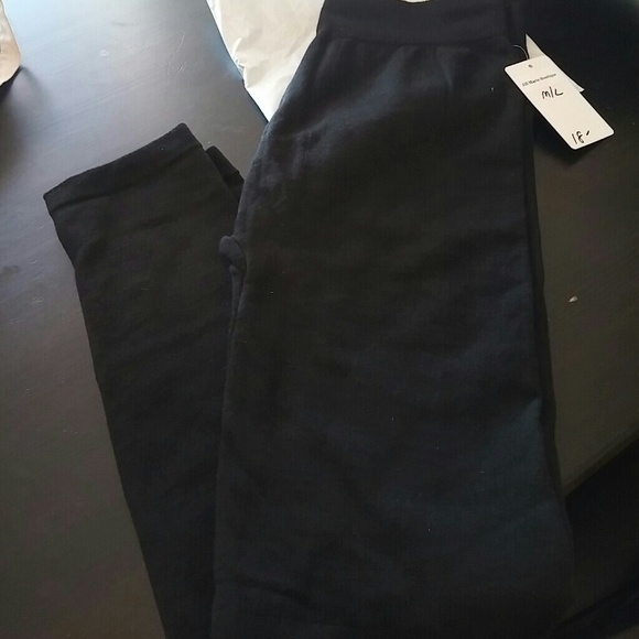 Black fleece lined leggings