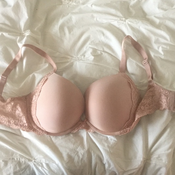 VS Dream Angels push-up nude lace bra
