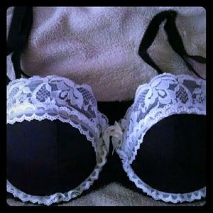 Lace and black Bra
