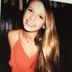 Meet your Posher, Mikayla