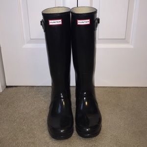 Black Glossy Hunter Rain Boots