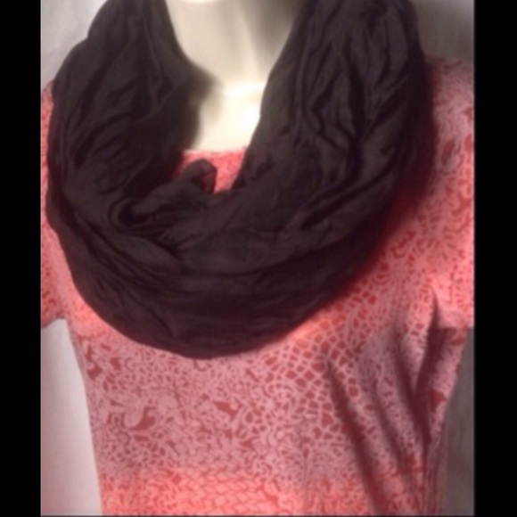 Crinkle Scarf Wrap - Picture 4 of 7