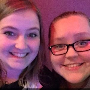 Meet your Posher, Jenelle