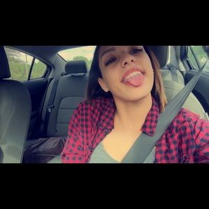 Meet your Posher, Cami