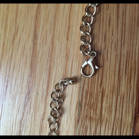 Statement Necklace - Picture 4 of 4