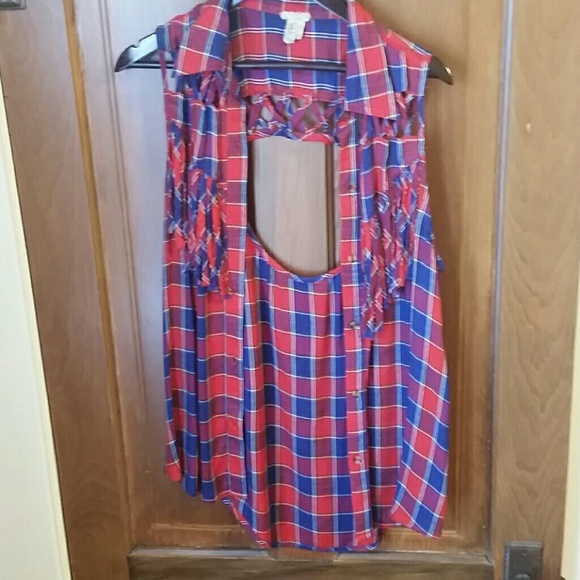 Gimmicks plaid button up vest