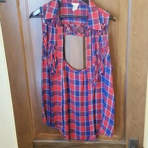 Gimmicks plaid button up vest