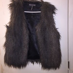 Fur vest