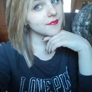 Meet your Posher, Jasmine