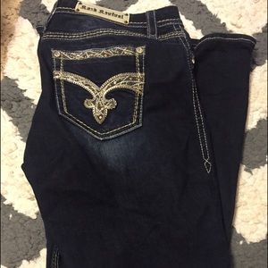 PRICE LOWERED‼️ Rock revival jeans