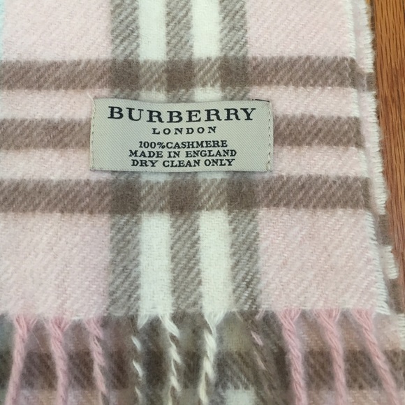 Burberry Cashmere Scarf - Picture 2 of 4