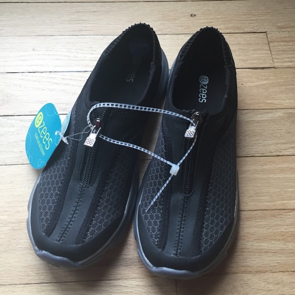 Bzees Naturalizer Comfortable Slip On Shoes