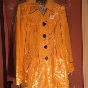 Yellow Steven madden raincoat