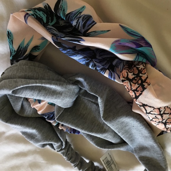 American Eagle head band/wrap bundle 🎁😘